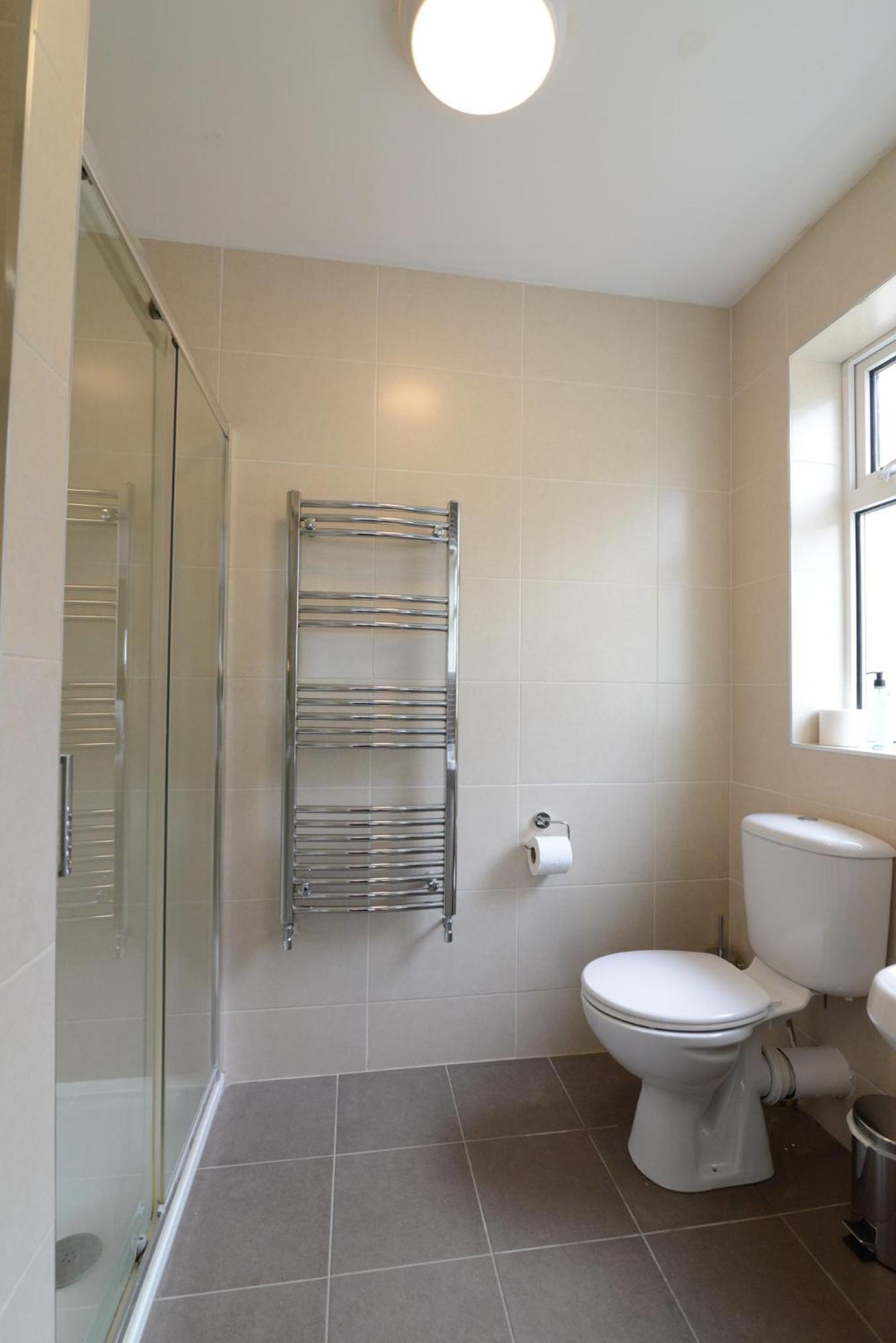 לינה וארוחת בוקר גלוואיי Urban Nest Townhouse מראה חיצוני תמונה